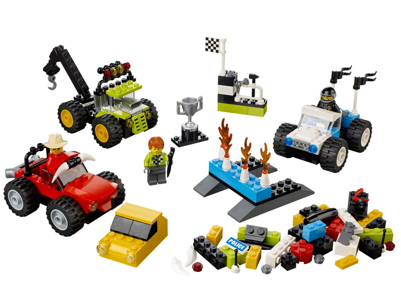 LEGO Creator LEGO Monster Trucks (10655-1) LEGO