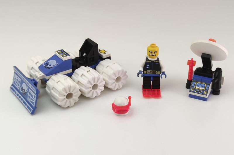 LEGO Space {Unknown - Ice Planet Satellite Plow ?} (1704-1) LEGO