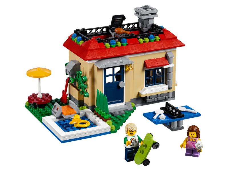 LEGO Creator Modular Poolside Holiday (31067-1)