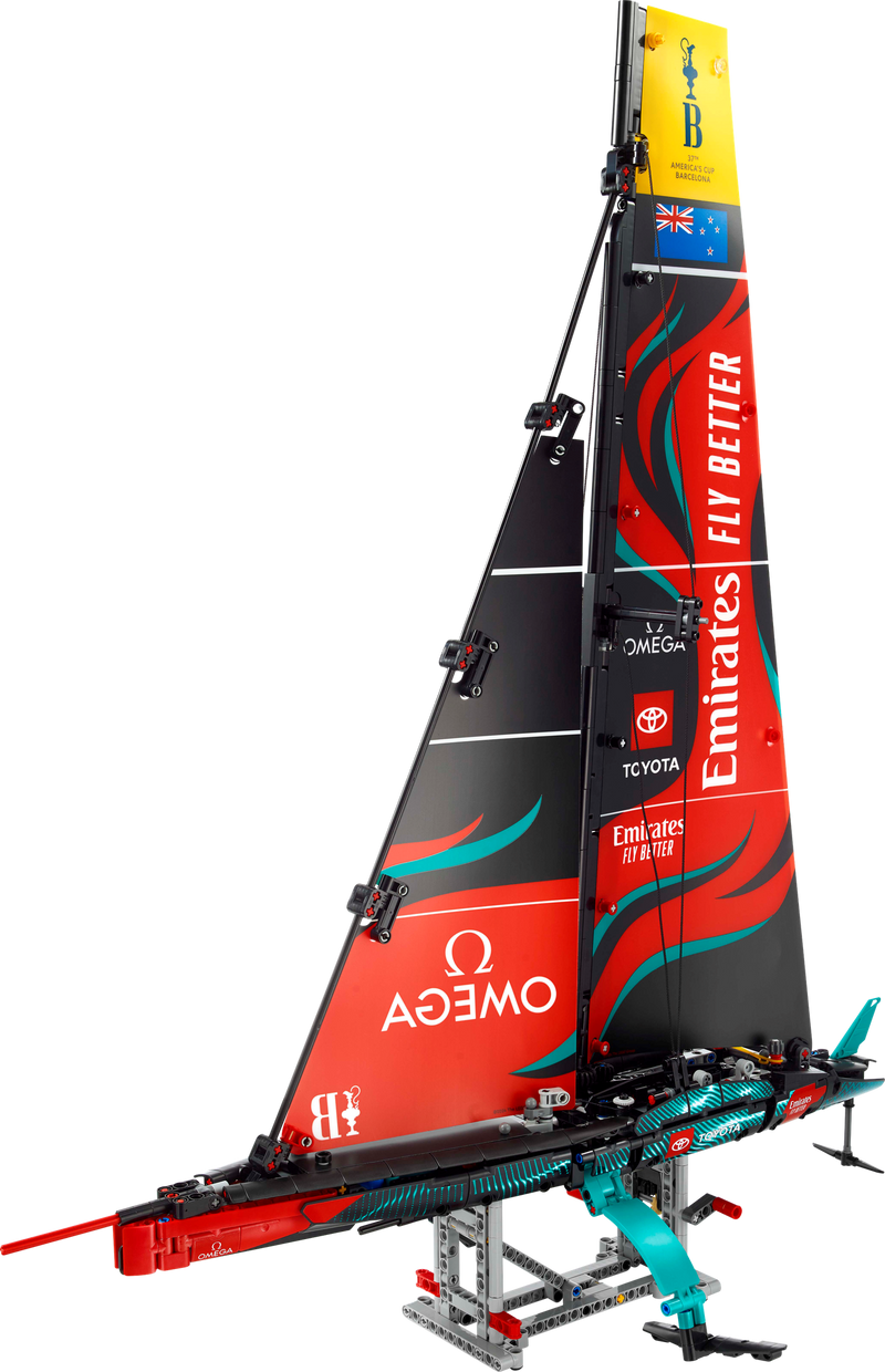 LEGO Technic Emirates Team New Zealand AC75 Yacht (42174-1)