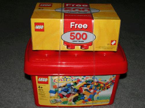 LEGO Creator Bricks and Creations Tub (Toys "R" Us Exclusive) and Free 500 LEGO Bricks (4679-2)