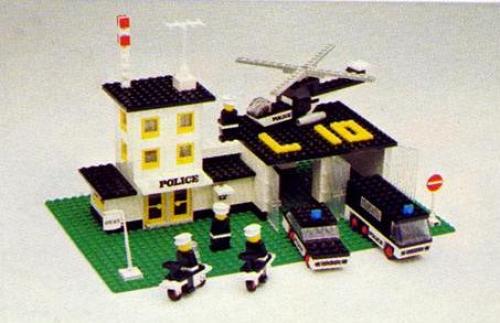 LEGO LEGOLAND Police Headquarters (585-1)