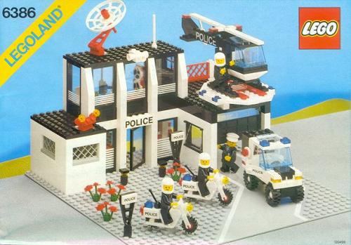 LEGO Town Police Command Base (6386-1)