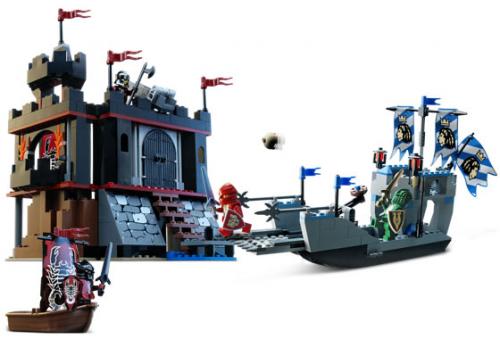 LEGO Castle Attack from the Sea (65767-1)