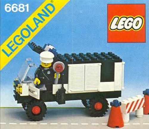LEGO Town Police Van (6681-1)