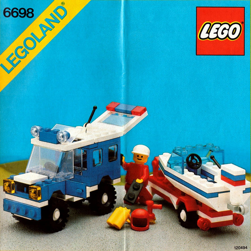LEGO Town RV with Speedboat (6698-1)
