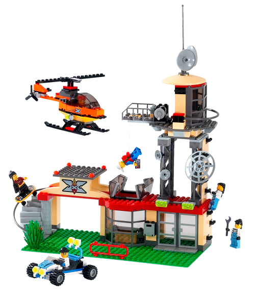 LEGO Island Xtreme Stunts Xtreme Tower (6740-1)