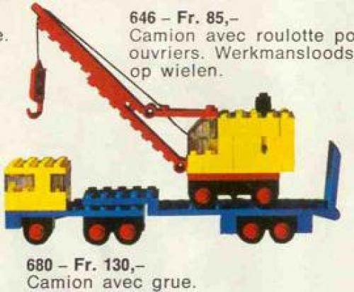 LEGO LEGOLAND Low-Loader and Crane (680-1)