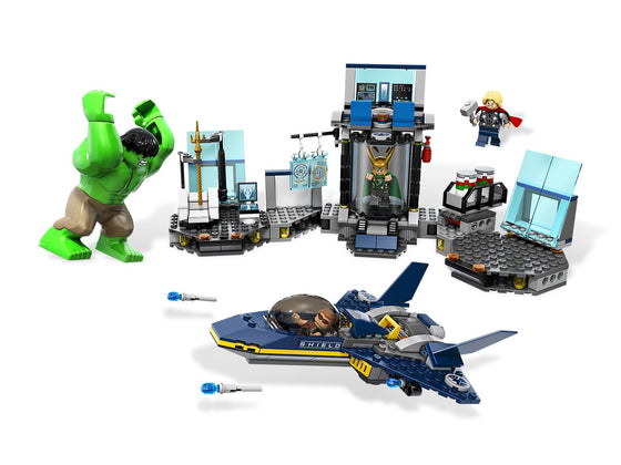 LEGO Super Heroes Hulk's Helicarrier Breakout (6868-1)