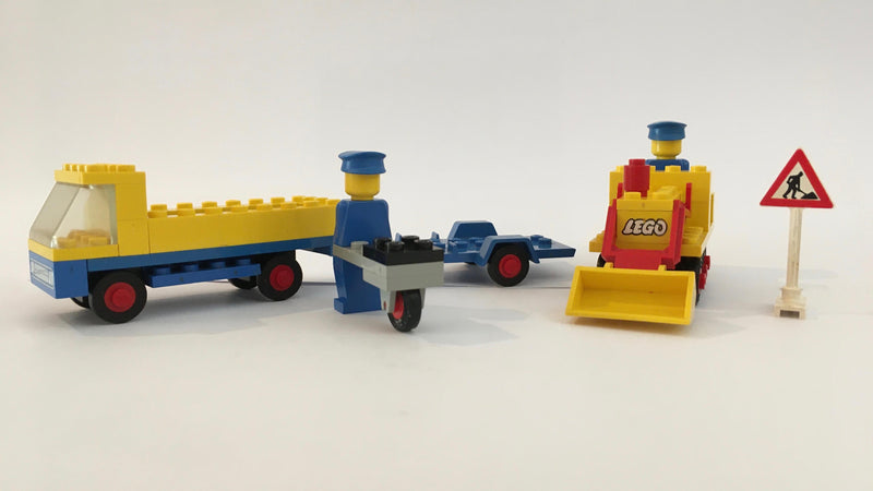 LEGO LEGOLAND Road Repair Crew (692-1)