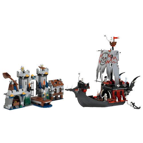 LEGO Castle Skeleton Ship Attack (7029-1)