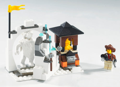 LEGO Adventurers Yeti's Hideout (7412-1)