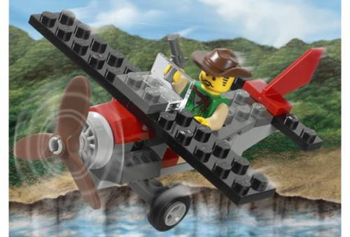 LEGO Adventurers Red Eagle {Kabaya Version} (7422-2)
