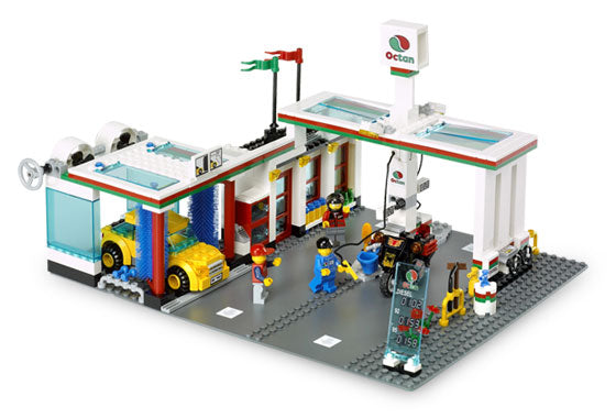 LEGO Town Service Station (7993-1)
