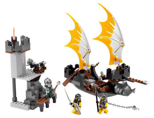 LEGO Castle Rogue Knight Battleship (8821-1)