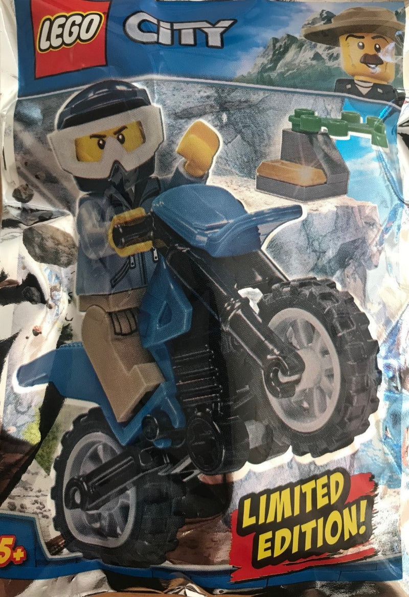LEGO Town Policeman and Motorcycle foil pack #1 (951808-1)