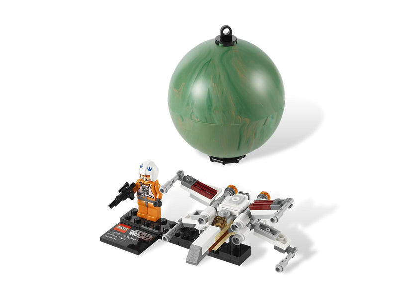 LEGO Star Wars X-wing Starfighter & Yavin 4 (9677-1)